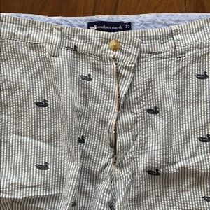 Men’s seersucker shorts